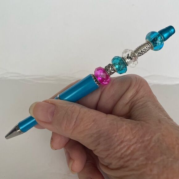 HANDCRAFTED BEADED TURQUOISE PEN IN GIFT BOX - Picture 1 of 4